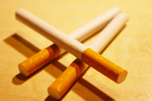 【親子頭條】6歲小童吸食電子煙立法規管正在進行