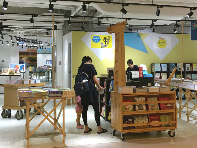 愉景新城Pop Up Store 木棉樹出版社超過200種繪本童書慢慢揀