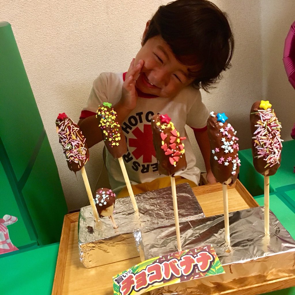 【在家DIY】日本人妻複製球場攤位　一家4口玩得開心