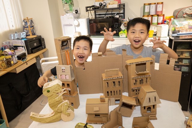 【神隊友】鐵罐玩具下的三父子　親子在家打造環保城市
